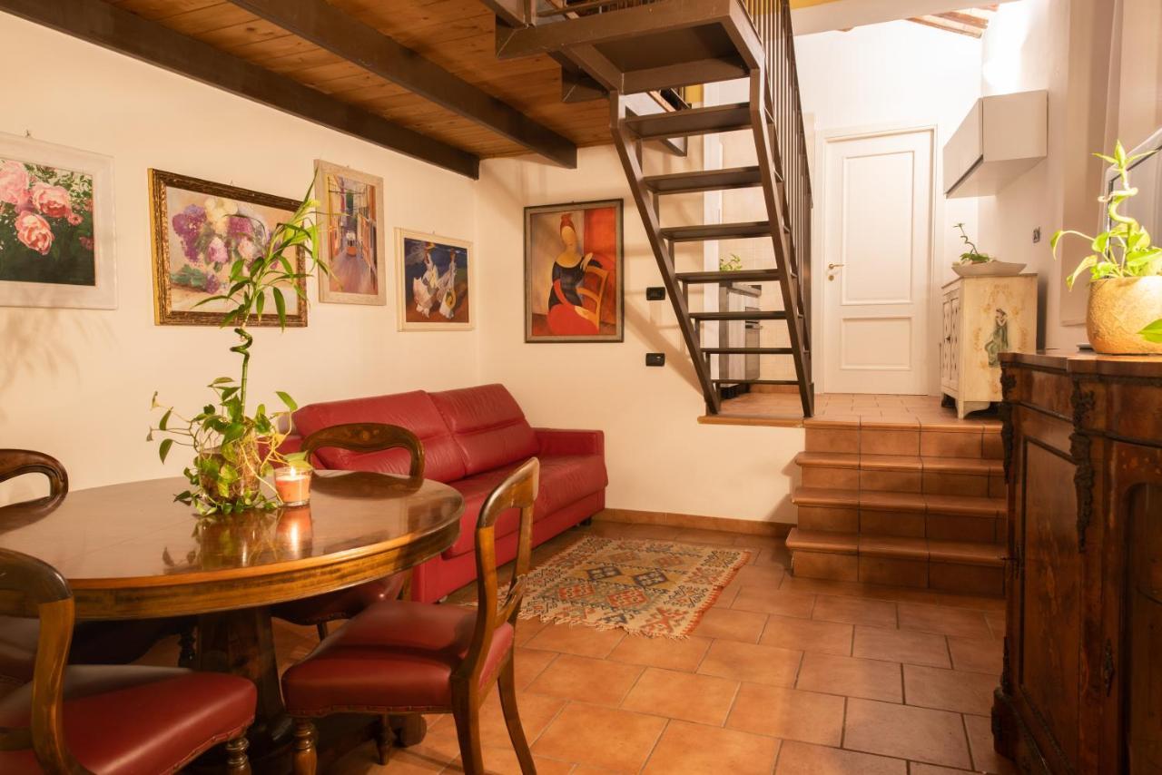 Corte Degli Estensi, romantica mansardina Ferrara Exterior foto